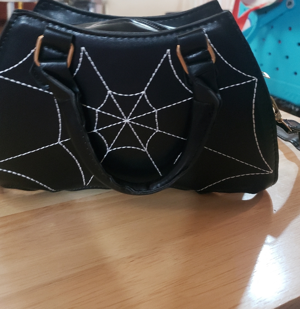 Black Spider Web Bat Design Women's Bag